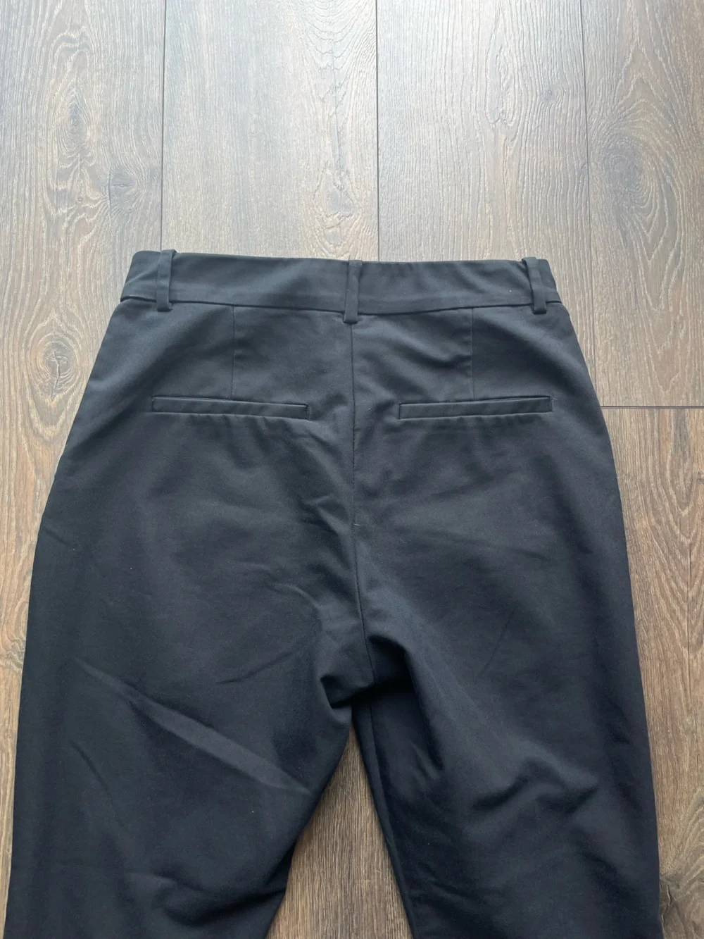 NWOT H&M Slim Tapered Fit Trousers
